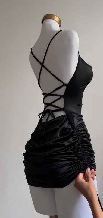 high sense lace-up sexy dress