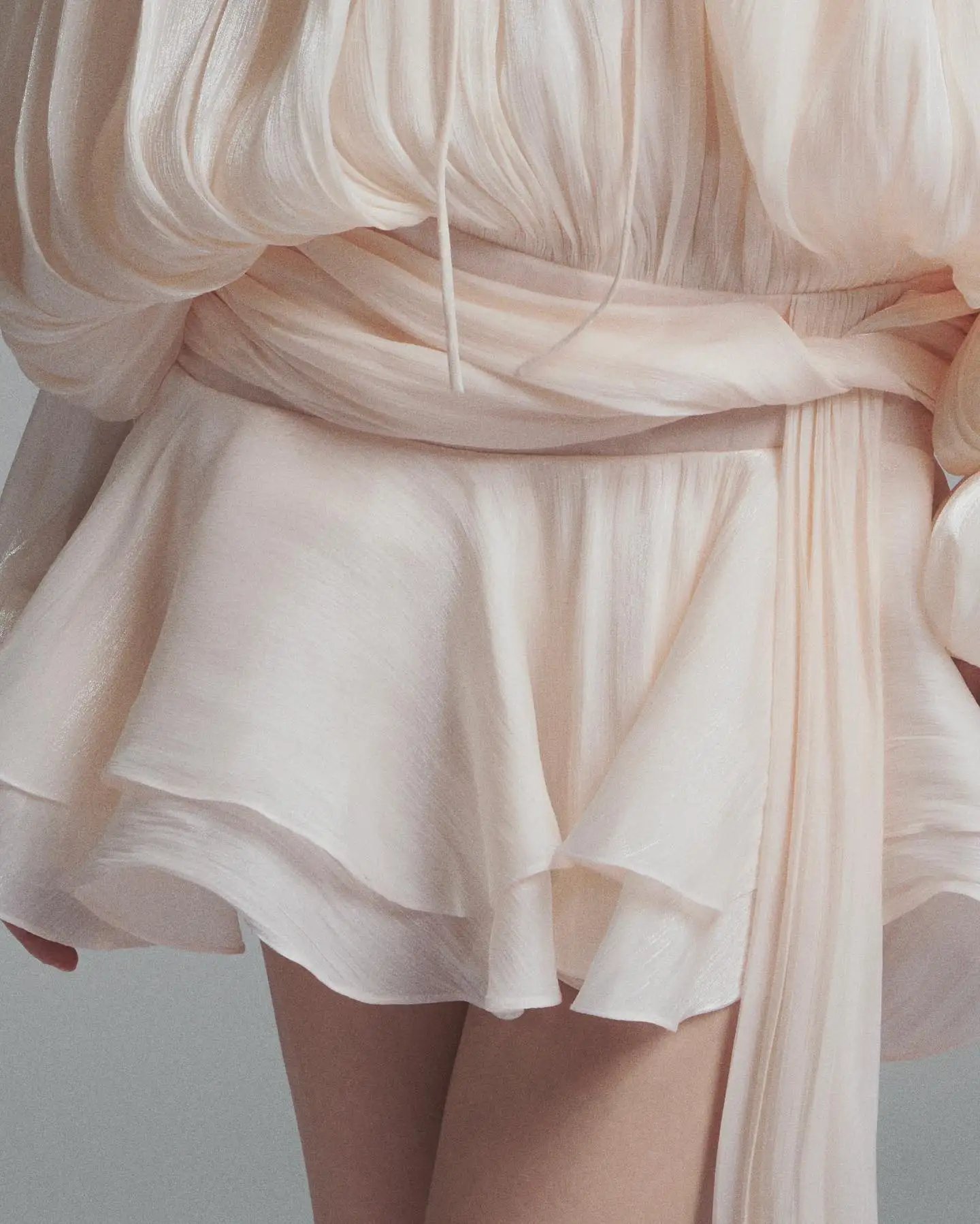 VGH Chic Spliced Lace Up Loose Sexy Short Dresses For Women Round Neck Long Sleeve Minimalist Ruffles Folds Dress Female Fashion