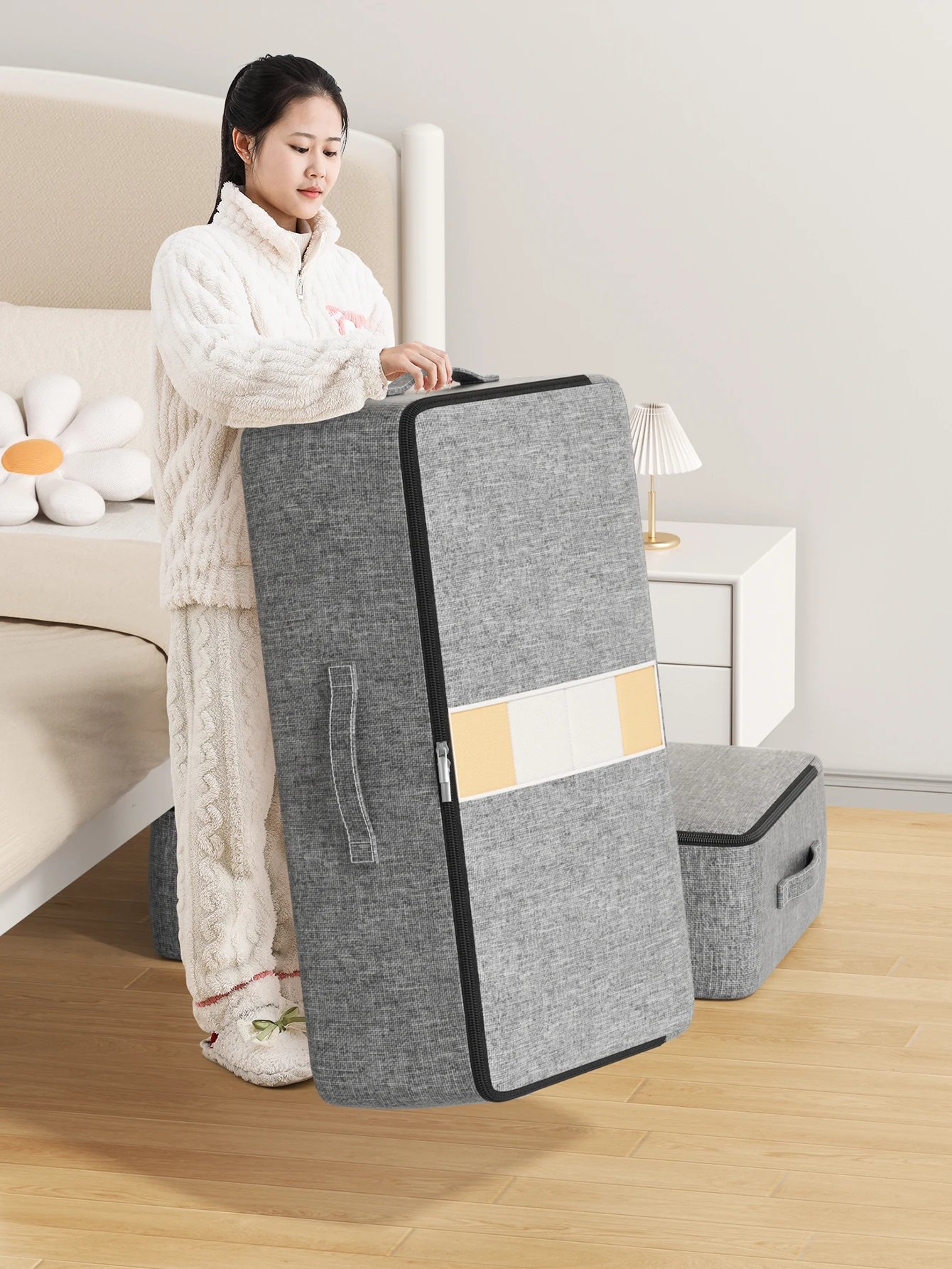 Extra-large capacity underbed clothing storage bag Quilt blanket storage bag Foldable pants coat storage bag Wardrobe organizer Extra-large capacity underbed clothing storage bag Quilt blanket storage bag Foldable pants coat storage bag Wardrobe organizer