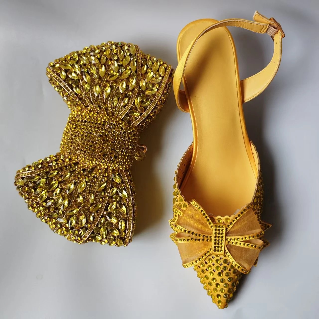 Pointed Toe High Heels - Image 3