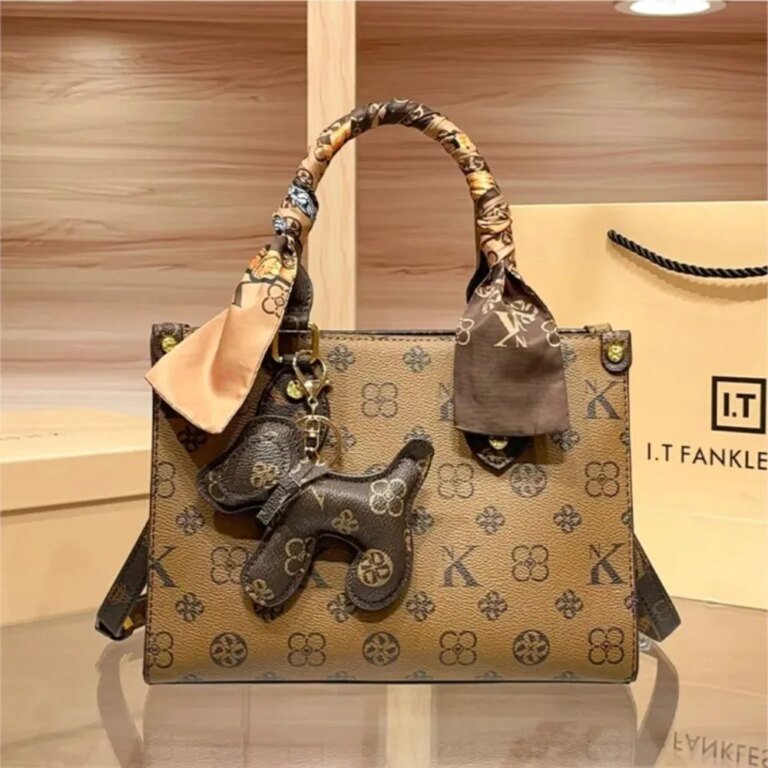 2025 Light Luxury Women’s Handbag 2025 Light Luxury Women’s Handbag