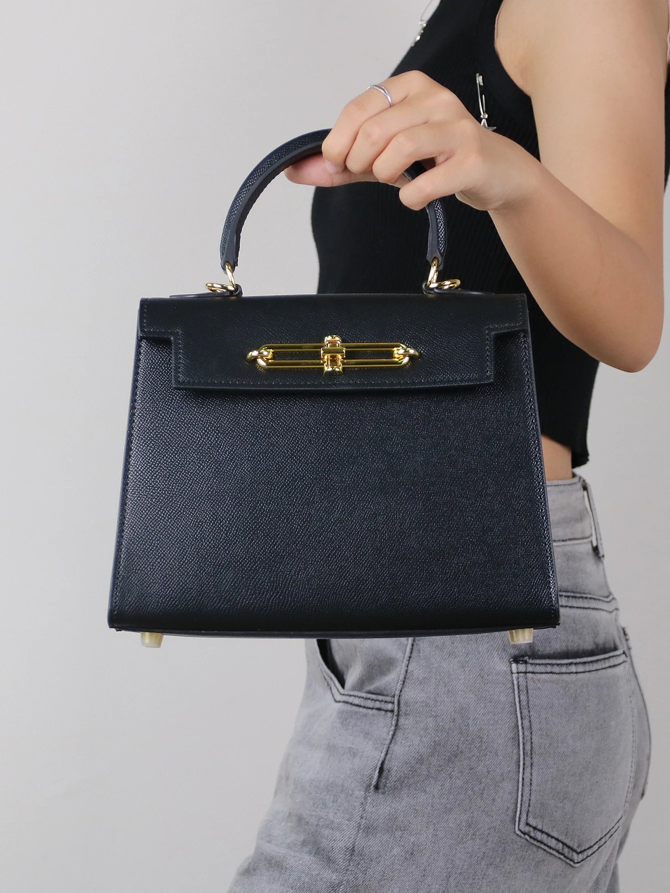 2026 high-end portable fashion ladies bag temperament small bag palm print handbag OL commuter Joker work bag light luxury stere