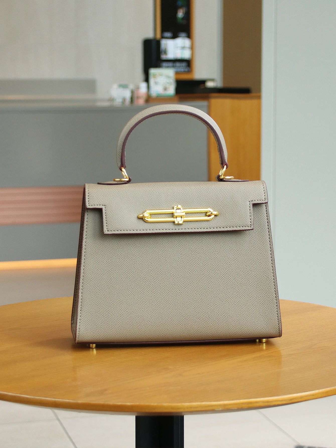 portable fashion ladies bag