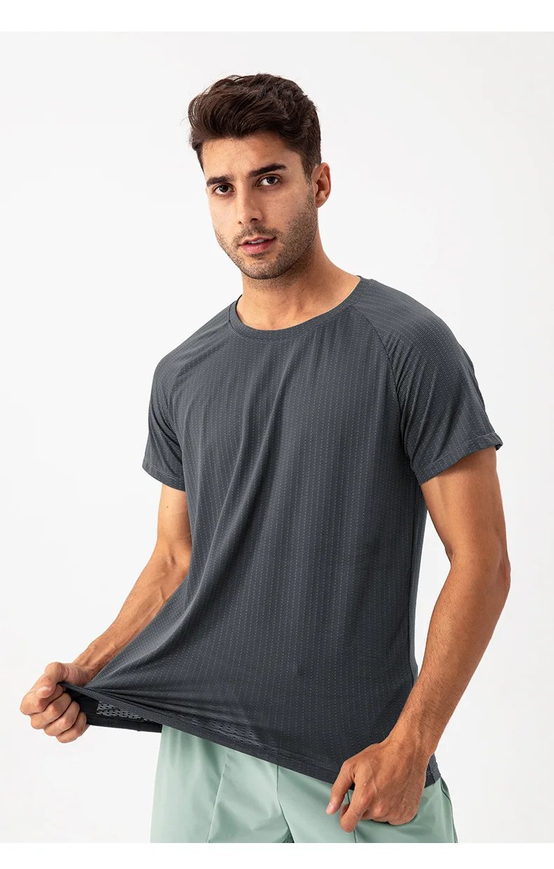 New Gym Bodybuilding T-Shirt Men's Quick-drying Gym Workout Fitness Sports Short Sleeve Tops Breathable Summer Casual Sweatshirt New Gym Bodybuilding T-Shirt Men's Quick-drying Gym Workout Fitness Sports Short Sleeve Tops Breathable Summer Casual Sweatshirt