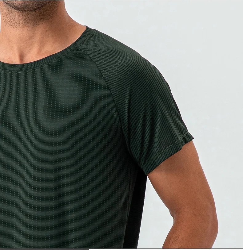 New Gym Bodybuilding T-Shirt Men's Quick-drying Gym Workout Fitness Sports Short Sleeve Tops Breathable Summer Casual Sweatshirt New Gym Bodybuilding T-Shirt Men's Quick-drying Gym Workout Fitness Sports Short Sleeve Tops Breathable Summer Casual Sweatshirt