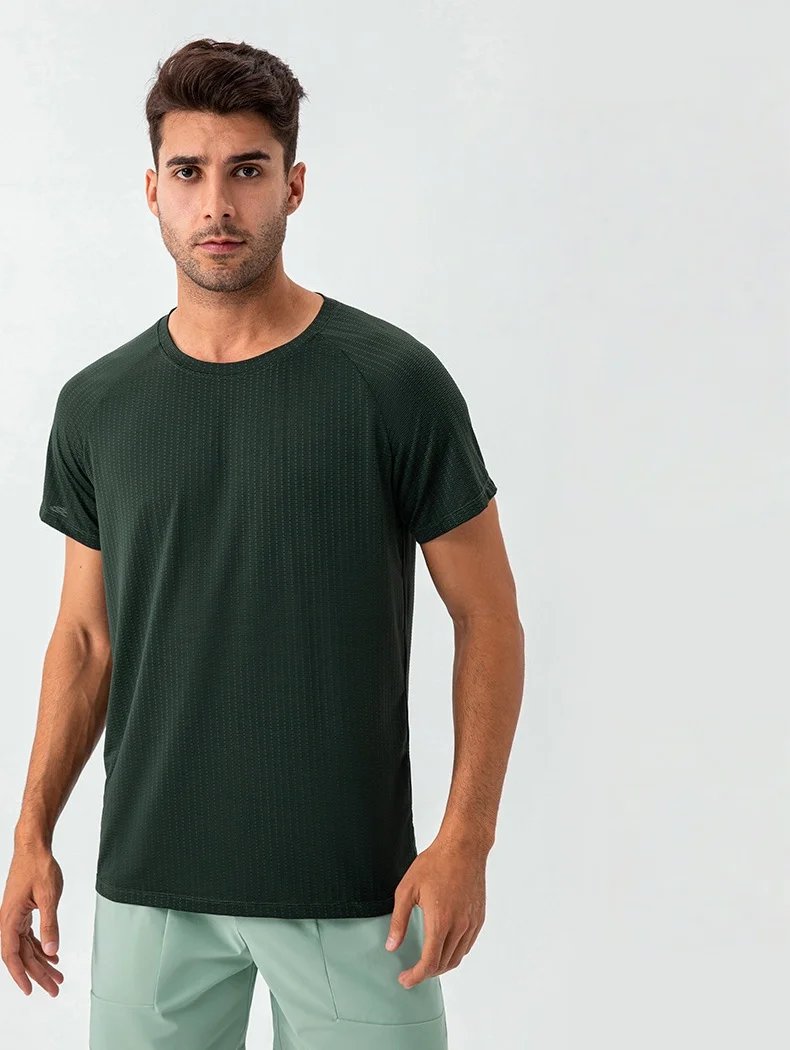 New Gym Bodybuilding T-Shirt Men's Quick-drying Gym Workout Fitness Sports Short Sleeve Tops Breathable Summer Casual Sweatshirt New Gym Bodybuilding T-Shirt Men's Quick-drying Gym Workout Fitness Sports Short Sleeve Tops Breathable Summer Casual Sweatshirt