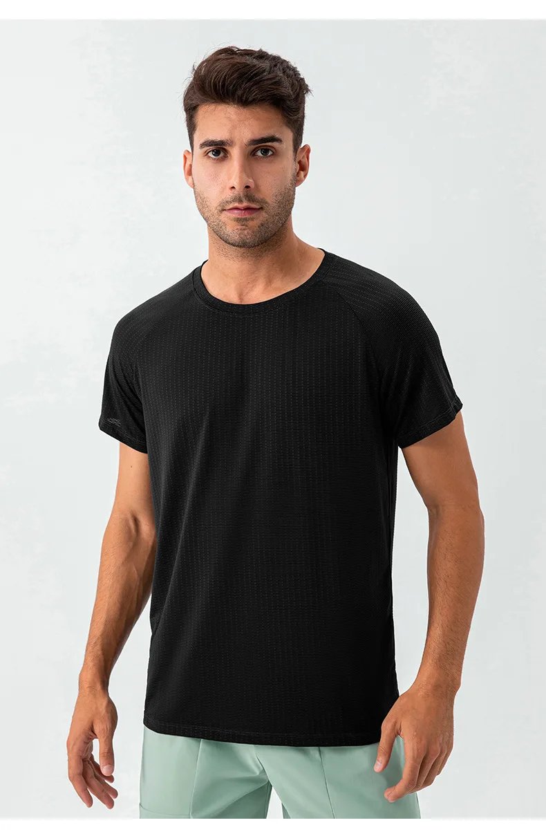 New Gym Bodybuilding T-Shirt Men's Quick-drying Gym Workout Fitness Sports Short Sleeve Tops Breathable Summer Casual Sweatshirt New Gym Bodybuilding T-Shirt Men's Quick-drying Gym Workout Fitness Sports Short Sleeve Tops Breathable Summer Casual Sweatshirt