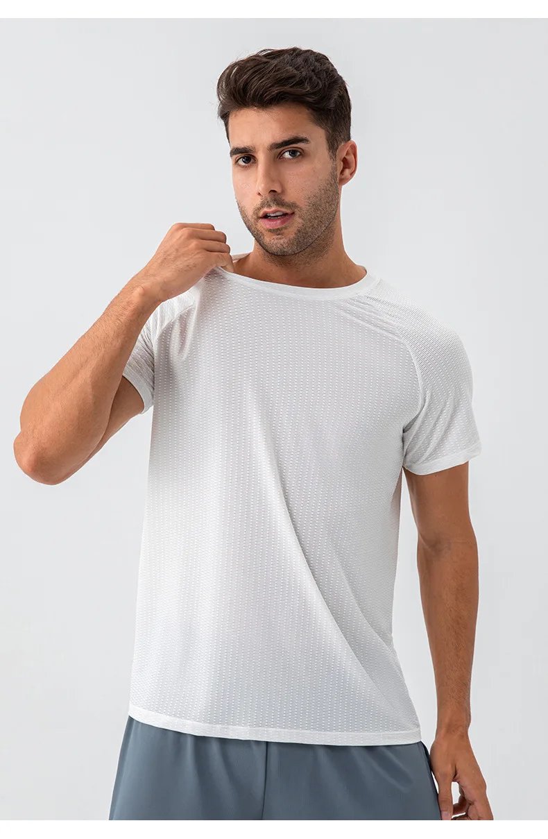 New Gym Bodybuilding T-Shirt Men's Quick-drying Gym Workout Fitness Sports Short Sleeve Tops Breathable Summer Casual Sweatshirt New Gym Bodybuilding T-Shirt Men's Quick-drying Gym Workout Fitness Sports Short Sleeve Tops Breathable Summer Casual Sweatshirt