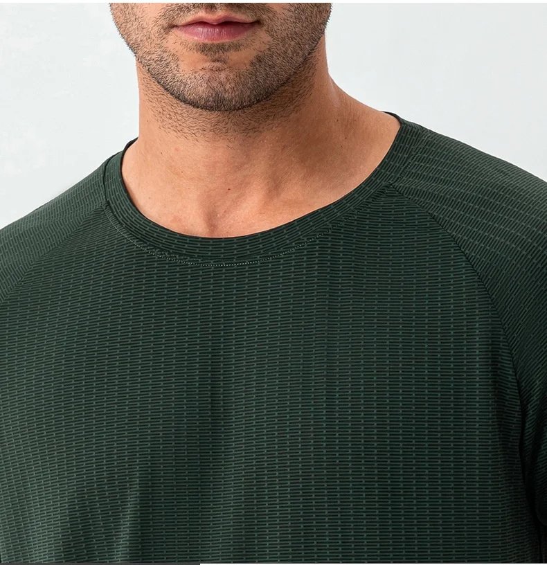 New Gym Bodybuilding T-Shirt Men's Quick-drying Gym Workout Fitness Sports Short Sleeve Tops Breathable Summer Casual Sweatshirt New Gym Bodybuilding T-Shirt Men's Quick-drying Gym Workout Fitness Sports Short Sleeve Tops Breathable Summer Casual Sweatshirt