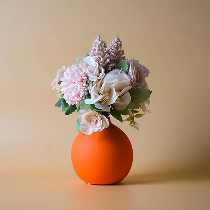 Nordic Ceramic Vase - Image 3